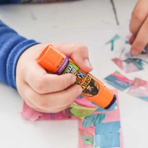 ΚΟΛΛΕΣ & ΤΑΙΝΙΕΣ